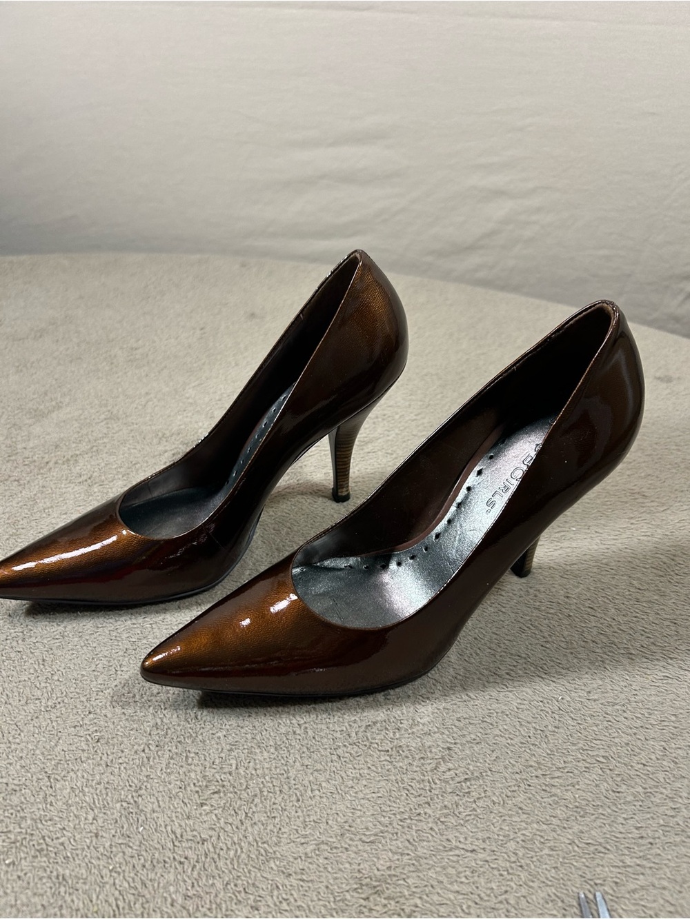 BCBGirls Womens 5.5B Bronze Brown Patent Pointed Toe Pumps Stiletto Heels - Picture 7 of 9